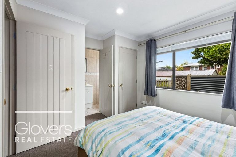 Photo of property in 62b Glendene Avenue, Glendene, Auckland, 0602