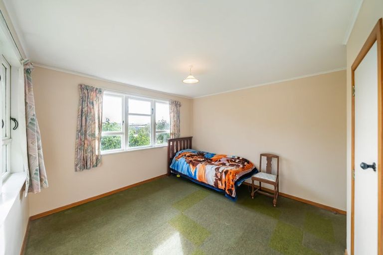 Photo of property in 125 Sievers Grove, Cannons Creek, Porirua, 5024