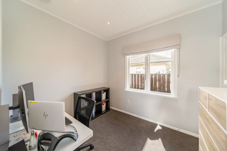 Photo of property in 56 Martin Street, Wallaceville, Upper Hutt, 5018
