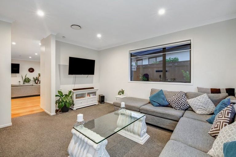 Photo of property in 3 Magnolia Lane, Kaukapakapa, Helensville, 0875