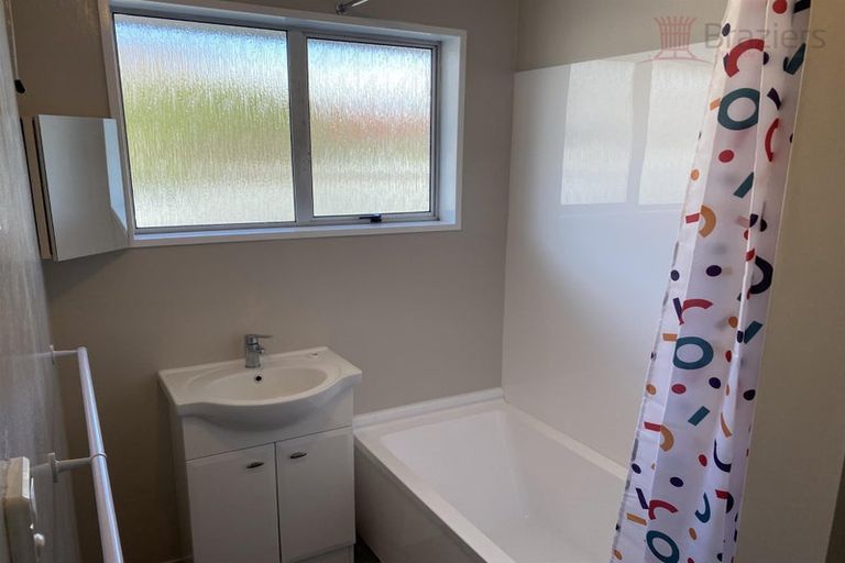 Photo of property in 72a Oram Avenue, New Brighton, Christchurch, 8061