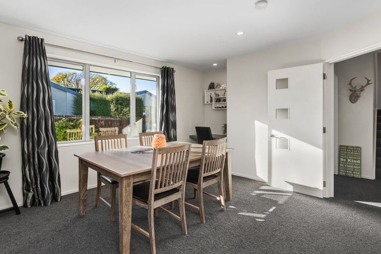 Photo of property in 13 Muir Avenue, Halswell, Christchurch, 8025