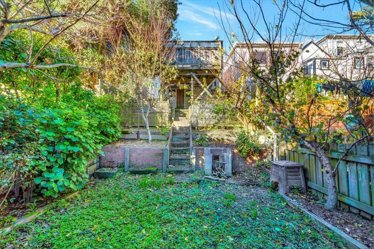 Photo of property in 94 Rintoul Street, Newtown, Wellington, 6021