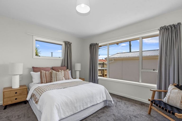 Photo of property in 1/124 Harris Crescent, Papanui, Christchurch, 8053