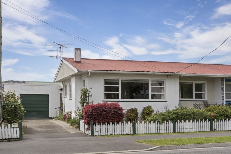 Photo of property in 2/1 Marsden Road, Stoke, Nelson, 7011