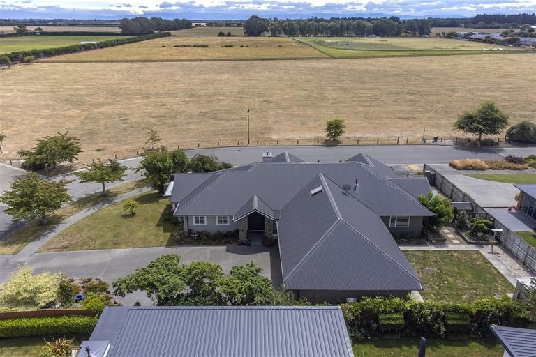 Photo of property in 36 Globe Bay Drive, Templeton, Christchurch, 8042