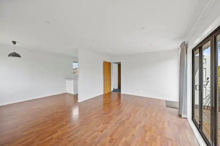 Photo of property in 2/25 Moire Road, Massey, Auckland, 0614