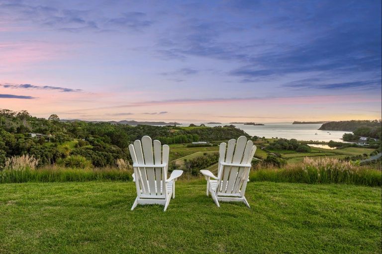 Photo of property in 893 Takatu Road, Tawharanui Peninsula, Warkworth, 0986