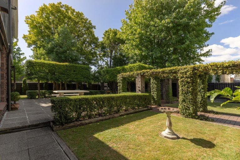 Photo of property in 47 Highbury Drive, Levin, 5510