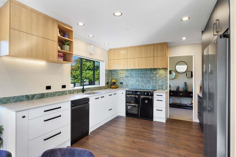 Photo of property in 28 Rifleman Lane, Paraparaumu Beach, Paraparaumu, 5032