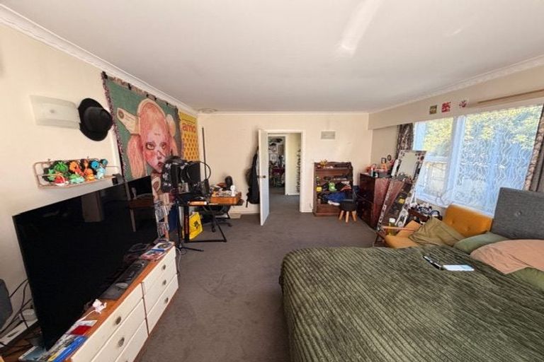 Photo of property in 51 Laings Road, Hutt Central, Lower Hutt, 5010