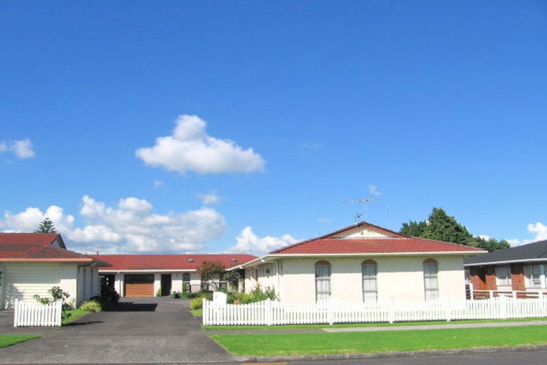 Photo of property in 4/2 Regent Street, Papatoetoe, Auckland, 2025