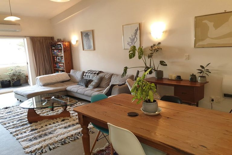 Photo of property in Elizabeth Street Chapel, 10/6 Elizabeth Street, Mount Victoria, Wellington, 6011