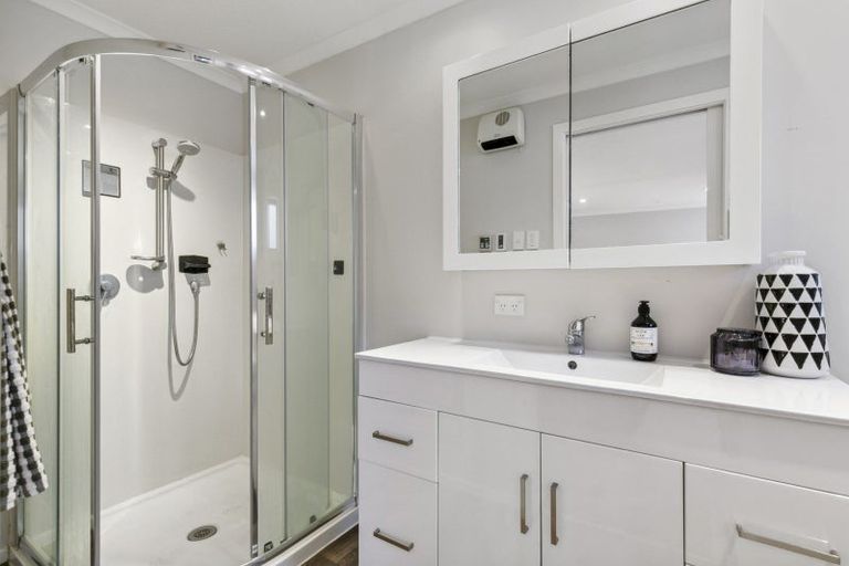 Photo of property in 71 Amapur Drive, Ngaio, Wellington, 6035