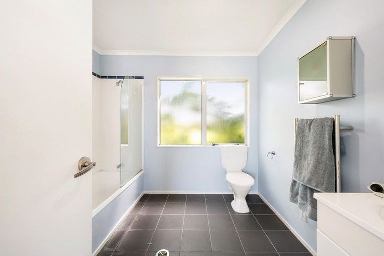 Photo of property in 54 Fortunatus Street, Brooklyn, Wellington, 6021