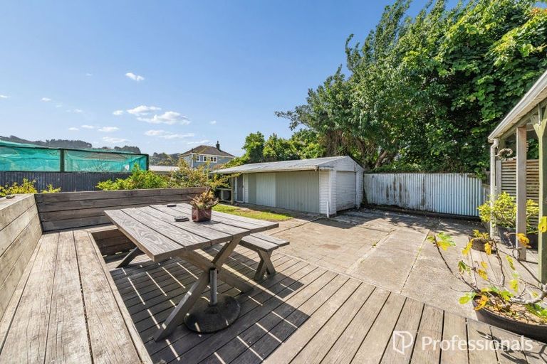 Photo of property in 21 Poole Street, Taita, Lower Hutt, 5011