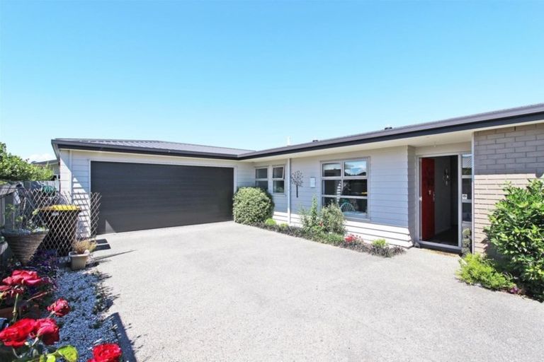 Photo of property in 6 Kitakita Grove, Motueka, 7120