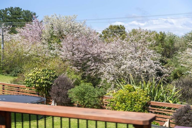 Photo of property in 14 Kempton Place, Richmond Heights, Taupo, 3330