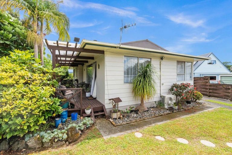 Photo of property in 88 Paramount Parade, Tikipunga, Whangarei, 0112