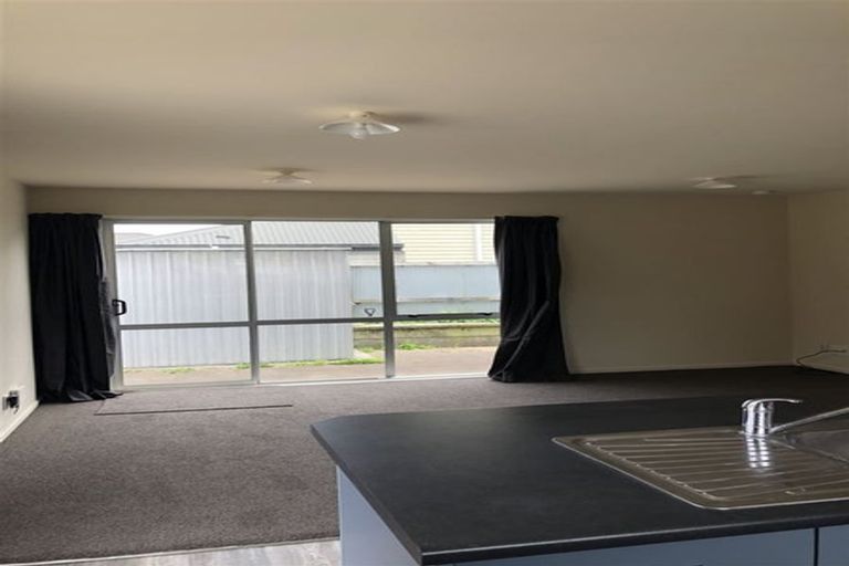 Photo of property in 105a Elizabeth Street, Riccarton, Christchurch, 8041