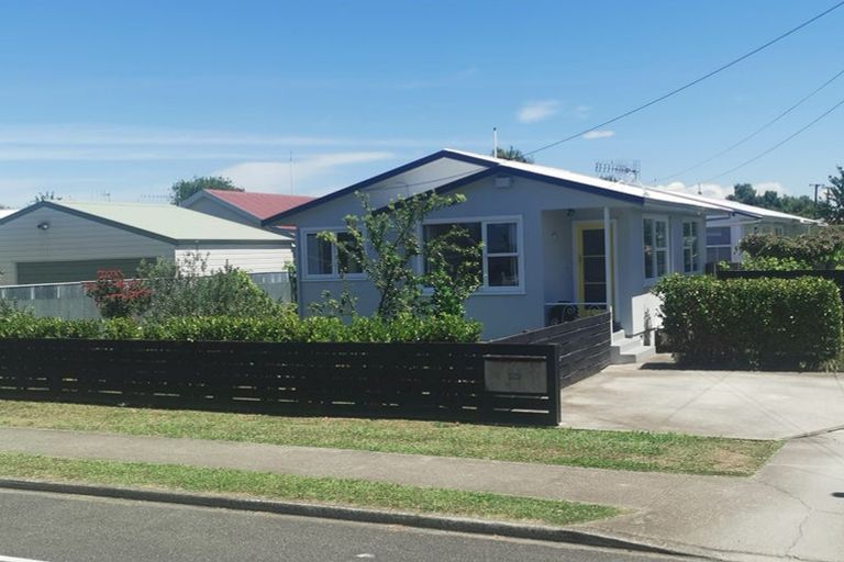 Photo of property in 1/1302 Caroline Road, Mayfair, Hastings, 4122