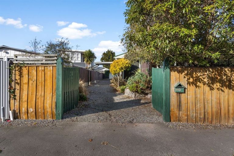 Photo of property in 3 Inwoods Road, Parklands, Christchurch, 8083