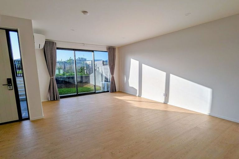 Photo of property in 65 Bearing Parade, Long Bay, Auckland, 0630