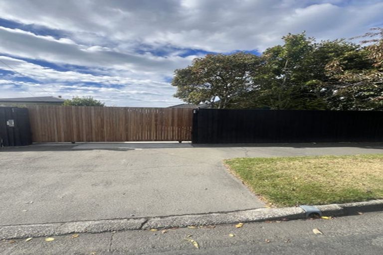 Photo of property in 4 Teesdale Street, Burnside, Christchurch, 8053