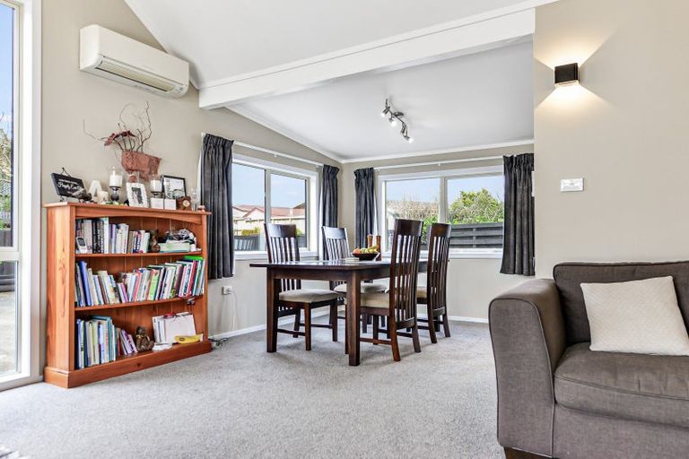 Photo of property in 180 Whatawhata Road, Dinsdale, Hamilton, 3204