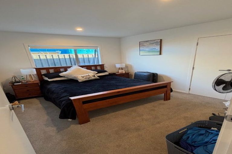 Photo of property in 19 Cassin Place, Taradale, Napier, 4112