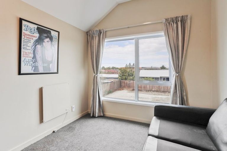 Photo of property in 1/122 Harewood Road, Papanui, Christchurch, 8053