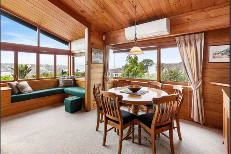 Photo of property in 19 Kowhai Road, Mairangi Bay, Auckland, 0630
