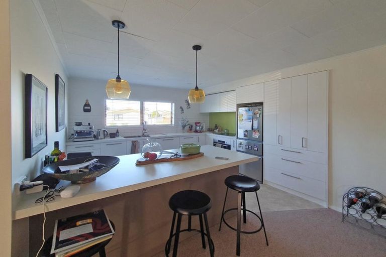 Photo of property in 34 Townshend Crescent, Greenmeadows, Napier, 4112