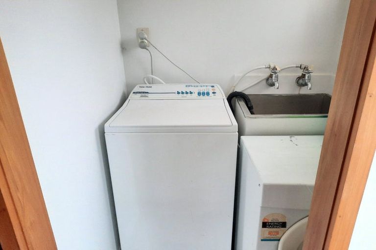 Photo of property in 129 Gardner Avenue, New Lynn, Auckland, 0600