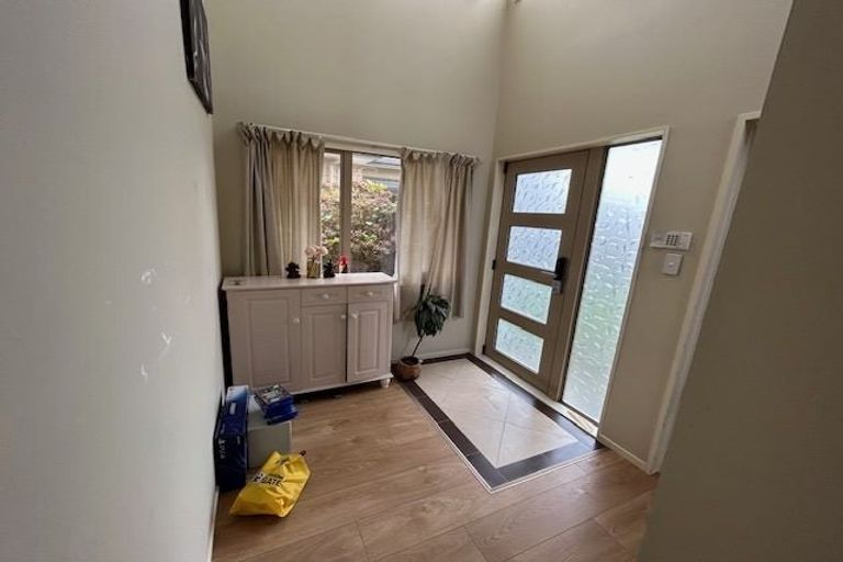 Photo of property in 62 Clover Drive, Henderson, Auckland, 0610