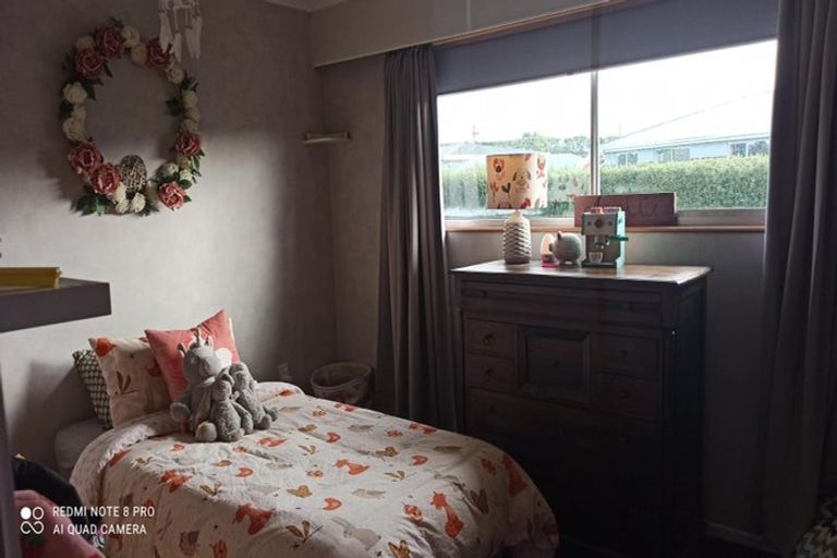 Photo of property in 3 Mcneil Street, Balclutha, 9230