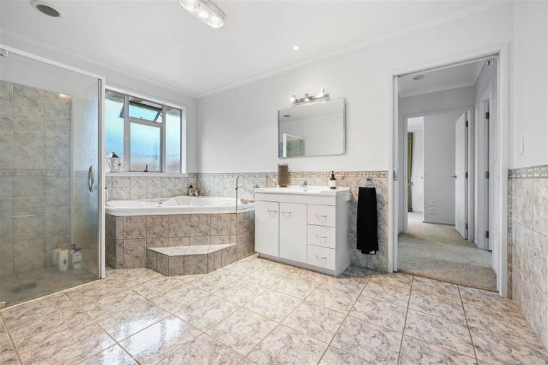 Photo of property in 3 Milbrook Place, Chartwell, Hamilton, 3210