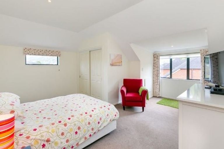 Photo of property in 61 Futuna Close, Karori, Wellington, 6012