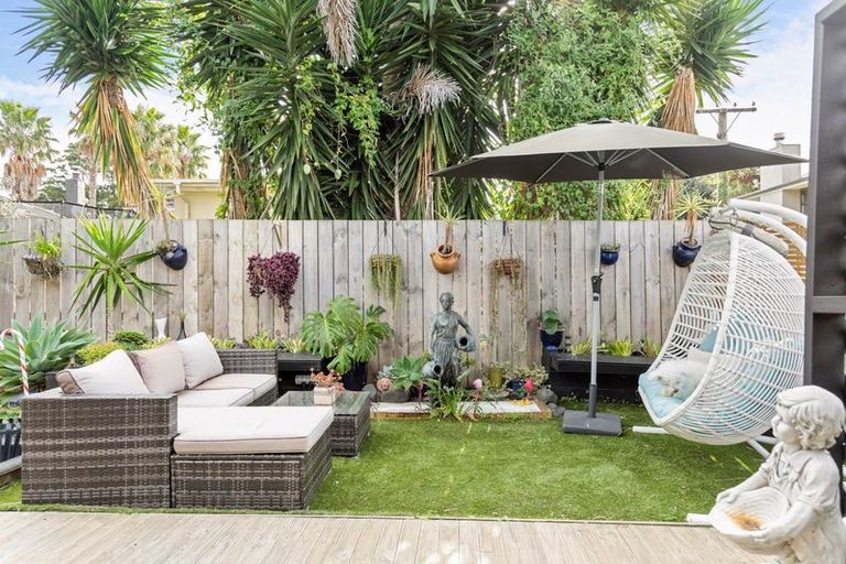 Photo of property in 2/78 Ireland Road, Mount Wellington, Auckland, 1060