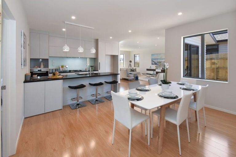 Photo of property in 13 Huahua Crescent, Papakura, 2110