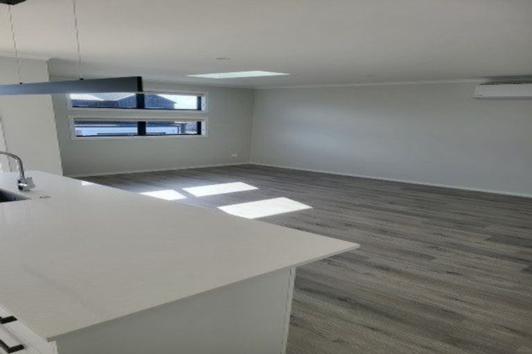 Photo of property in 4 Atutahi Lane, Papamoa Beach, 3118