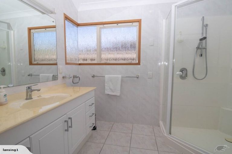 Photo of property in 32 Ngakoti Street, Urenui, 4375