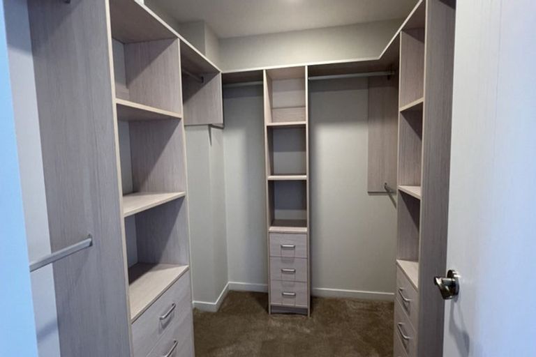 Photo of property in 11 Carberry Lane, Pinehill, Auckland, 0632