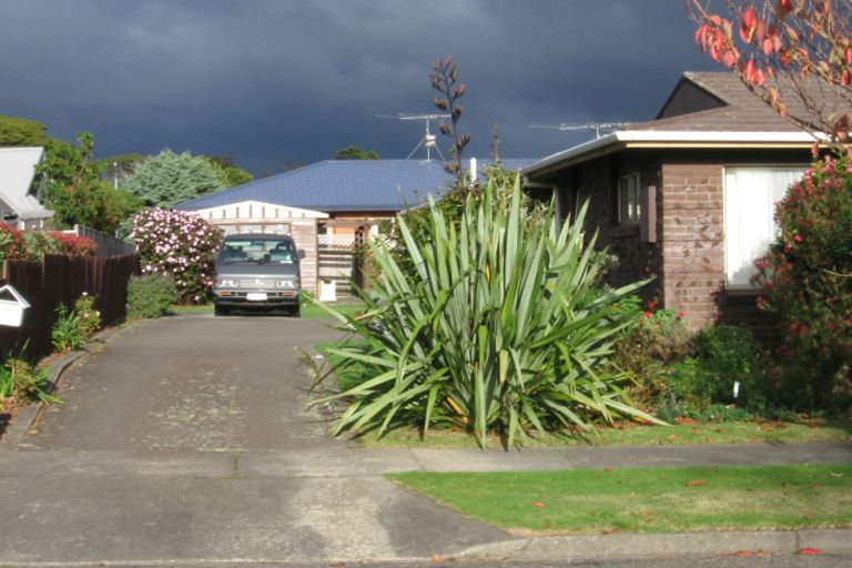 Photo of property in 42b Belvedere Avenue, Waikanae, 5036