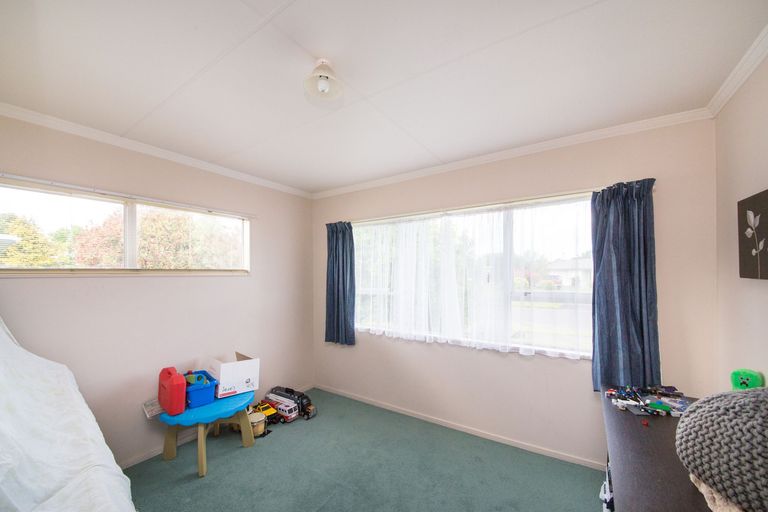Photo of property in 10 Turakina Street, Westbrook, Palmerston North, 4412