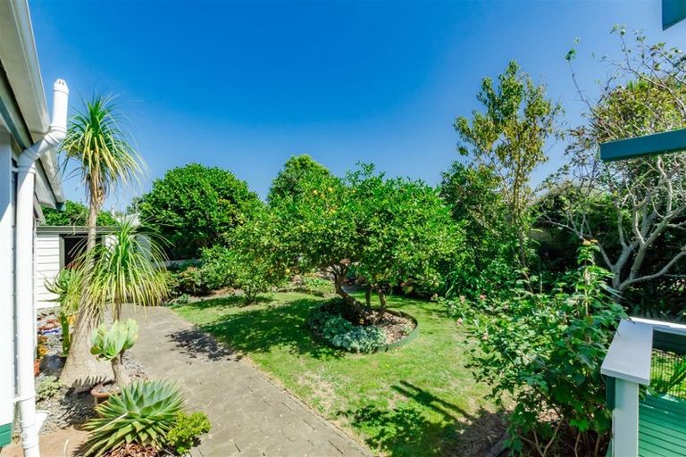 Photo of property in 26 Sunshine Avenue, Paraparaumu, 5032