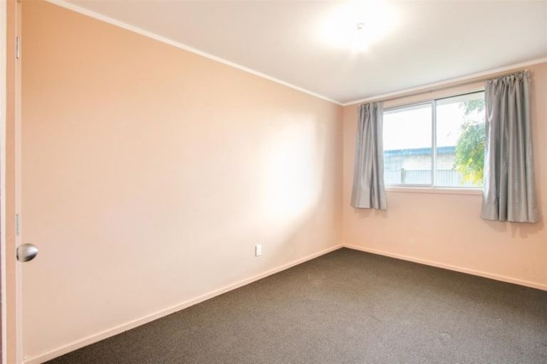 Photo of property in 809 Huia Street, Camberley, Hastings, 4120