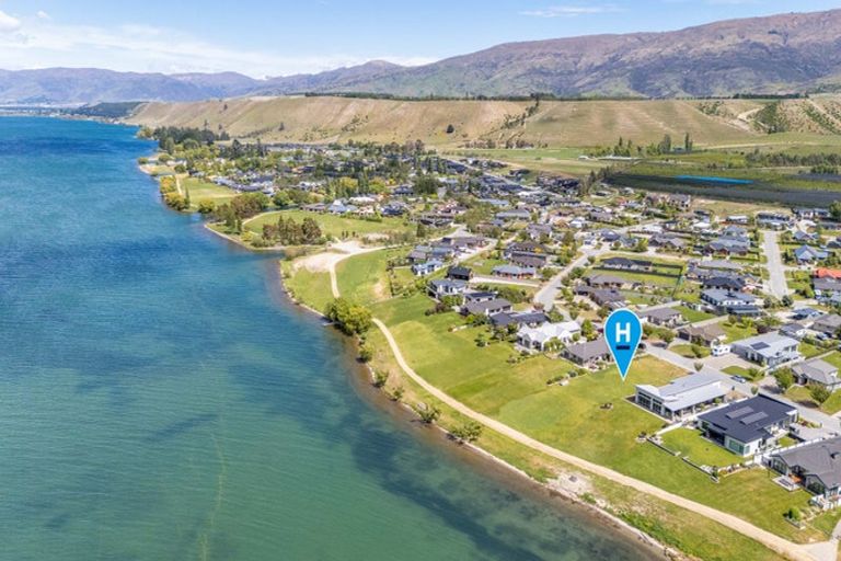 Photo of property in 22 De Bettencor Place, Mount Pisa, Cromwell, 9383