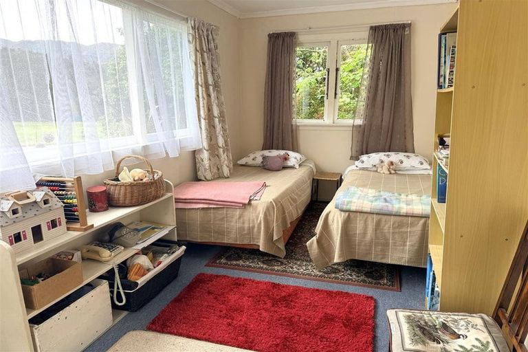 Photo of property in 295 Roa Road, Blackball, 7804