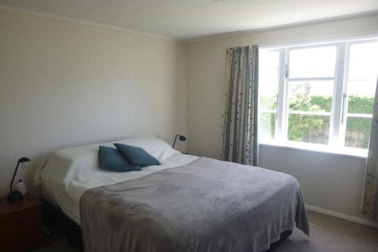 Photo of property in 27 Golders Road, Elderslea, Upper Hutt, 5018